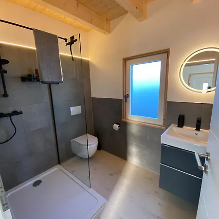 Sea-lodge, Direkt Am See, Tiny House Ferienhaus Dessau-Rosslau