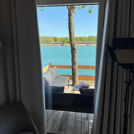 Sea-lodge, Direkt Am See, Tiny House Vakantiehuis Dessau-Rosslau